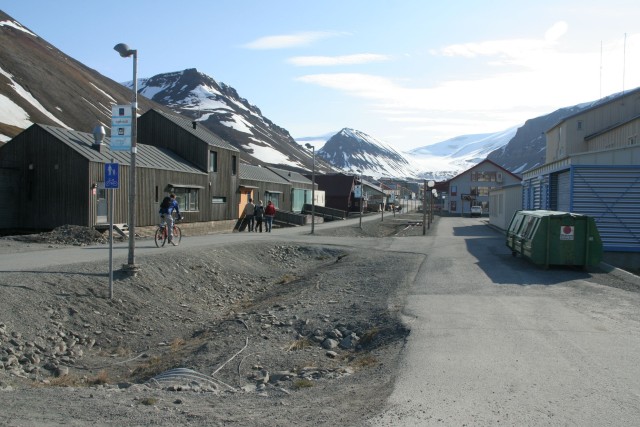 IMG 2280
Hovedgata i Longyearbyen